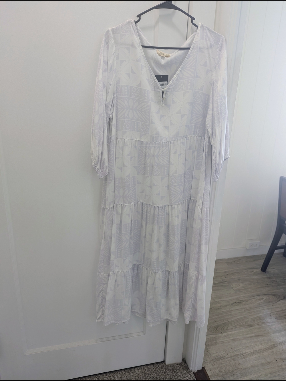 Tanoa Brand - White Midi Dress